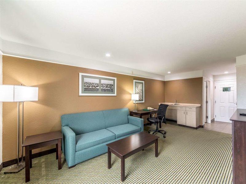 סן אנטוניו Quality Inn & Suites Seaworld North מראה חיצוני תמונה